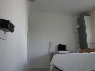 voyeurcam-charmhellen-kitchen
