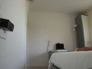 voyeurcam-charmhellen-kitchen
