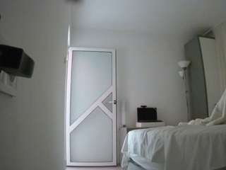 voyeurcam-charmhellen-kitchen