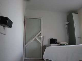 voyeurcam-charmh... Live Webcam on CamSoda