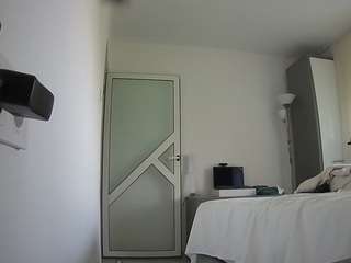 voyeurcam-charmhellen-kitchen