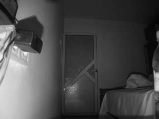 voyeurcam-charmhellen-kitchen