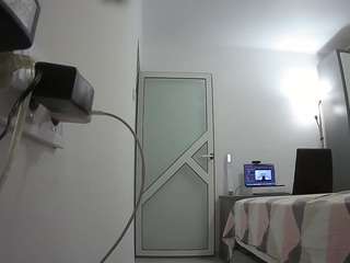 voyeurcam-charmhellen-kitchen Modèle Webcam Profil