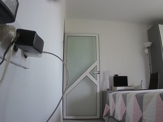 voyeurcam charmhellen kitchen
