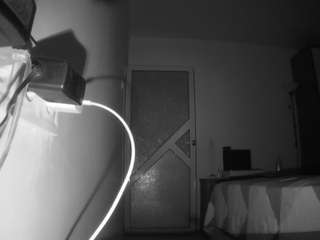 voyeurcam charmhellen kitchen