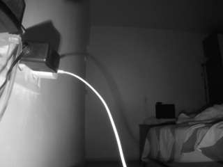voyeurcam-charmhellen-kitchen