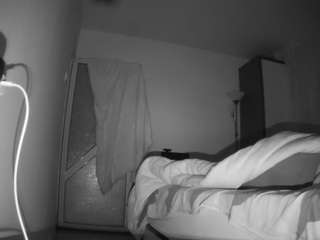 voyeurcam-charmhellen-kitchen