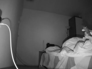 voyeurcam charmhellen kitchen