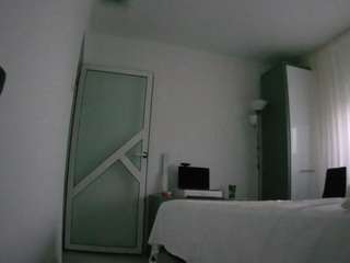 voyeurcam-charmhellen-kitchen