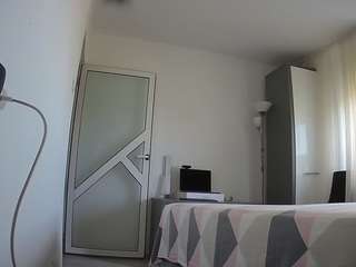 voyeurcam-charmh... Live Webcam on CamSoda