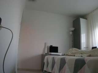 voyeurcam-charmhellen-kitchen camsoda