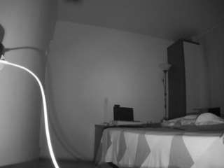 voyeurcam charmhellen kitchen