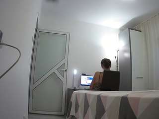 voyeurcam-charmhellen-kitchen