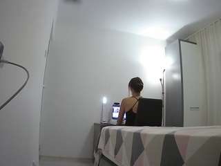 voyeurcam charmhellen kitchen