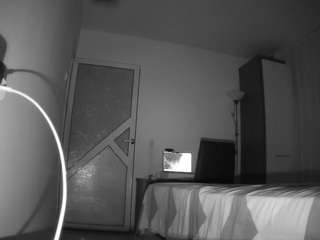 voyeurcam-charmhellen-kitchen camsoda