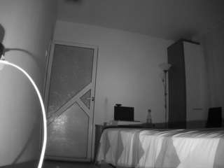 voyeurcam-charmhellen-kitchen camsoda