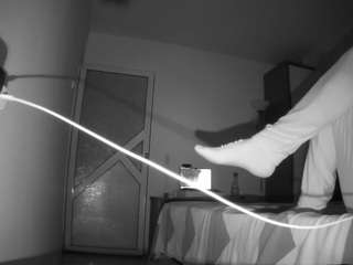 voyeurcam-charmhellen-kitchen camsoda