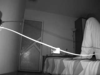 voyeurcam-charmhellen-kitchen camsoda