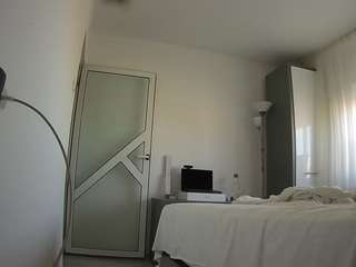 voyeurcam-charmhellen-kitchen camsoda