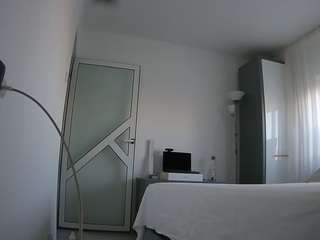 voyeurcam-charmhellen-kitchen camsoda