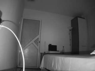 voyeurcam-charmhellen-kitchen camsoda