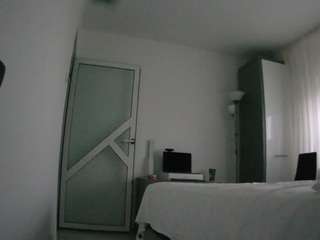 voyeurcam-charmhellen-kitchen