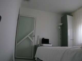 voyeurcam-charmhellen-kitchen