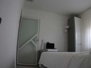 voyeurcam-charmh... Live Webcam on CamSoda