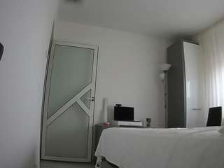 voyeurcam-charmhellen-kitchen Live Webcam on CamSoda