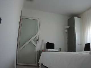 voyeurcam-charmhellen-kitchen