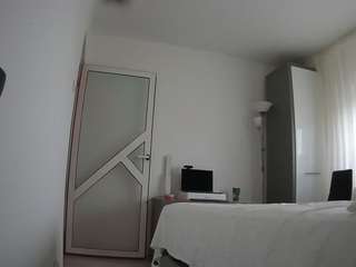 voyeurcam-charmh... Live Webcam on CamSoda