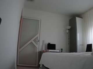 voyeurcam-charmhellen-kitchen