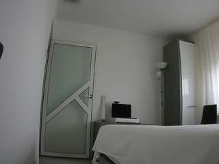 voyeurcam-charmh... Live Webcam on CamSoda