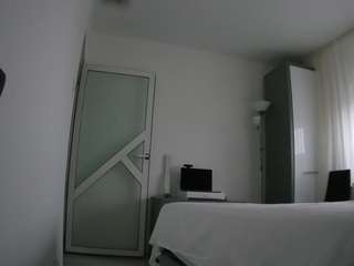 voyeurcam-charmhellen-kitchen