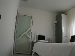 voyeurcam-charmh... Live Webcam on CamSoda