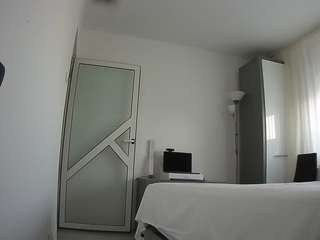 voyeurcam-charmhellen-kitchen