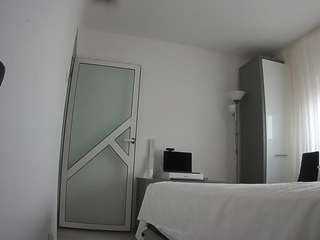 voyeurcam-charmhellen-kitchen