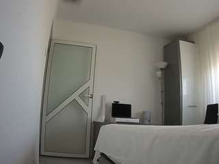 voyeurcam-charmhellen-kitchen, female webcam model,  years old, on live webcam