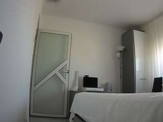 voyeurcam-charmh... Live Webcam on CamSoda