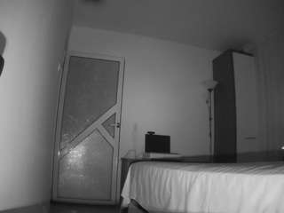 voyeurcam-charmhellen-kitchen