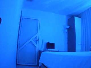 voyeurcam-charmhellen-kitchen