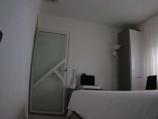 voyeurcam-charmhellen-kitchen