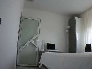 voyeurcam-charmh... Live Webcam on CamSoda