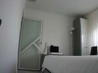 voyeurcam-charmhellen-kitchen