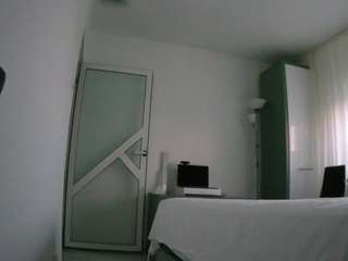 voyeurcam-charmhellen-kitchen