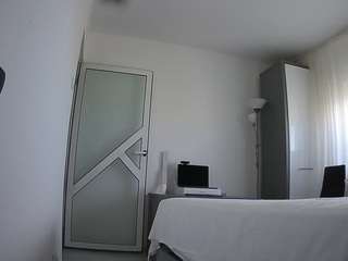 voyeurcam-charmhellen-kitchen