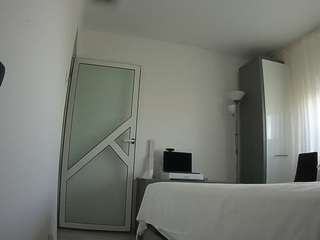 voyeurcam-charmh... Live Webcam on CamSoda