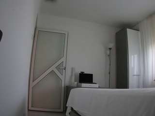 voyeurcam-charmhellen-kitchen
