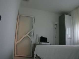 voyeurcam-charmhellen-kitchen