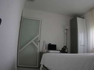 voyeurcam-charmhellen-kitchen